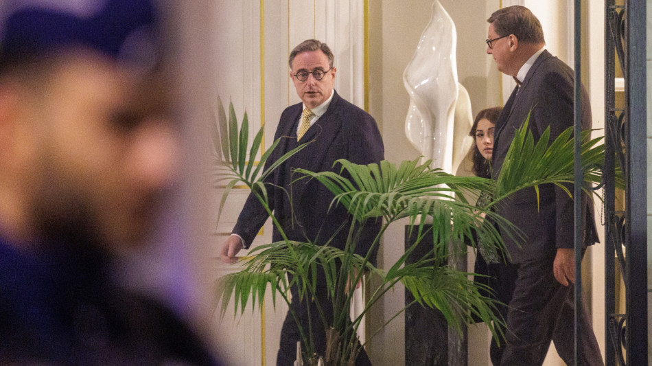 Premier Belgio, 'pronti alle vie legali contro l'uso degli asset russi'