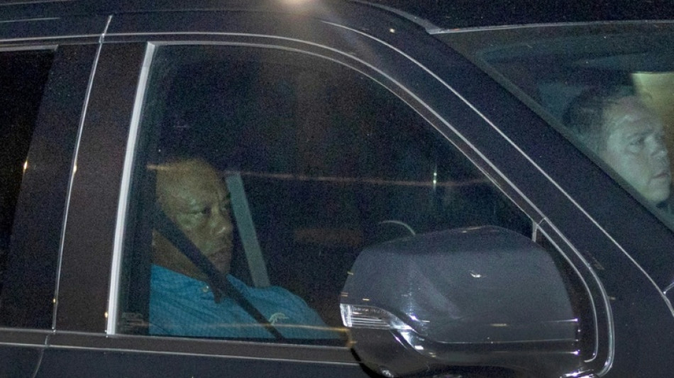  Woods says was looking at phone before crash: accident report 