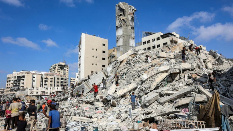 L'arm&eacute;e isra&eacute;lienne d&eacute;truit une nouvelle tour &agrave; Gaza-ville, appelle &agrave; &eacute;vacuer 