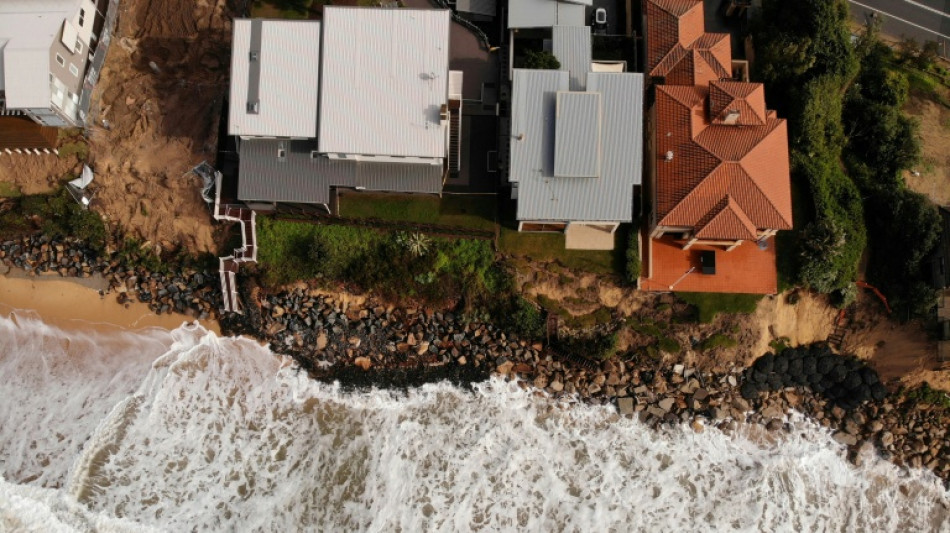  Australia vows to cut emissions by 62 to 70% by 2035 
