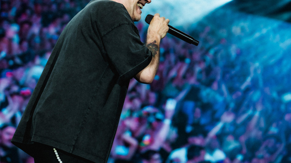  Max Pezzali concede il bis a San Siro, ancora sold out al Meazza 