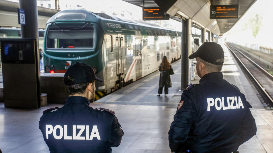 E' morto in ospedale il 22enne accoltellato in stazione a Milano