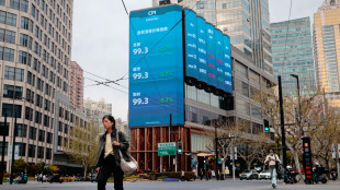 Borsa: Asia positiva in attesa della Fed, Tokyo chiusa