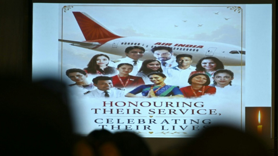 Inde: un an apr&egrave;s la catastrophe d'Air India, les familles cherchent &agrave; faire leur deuil et &agrave; comprendre 