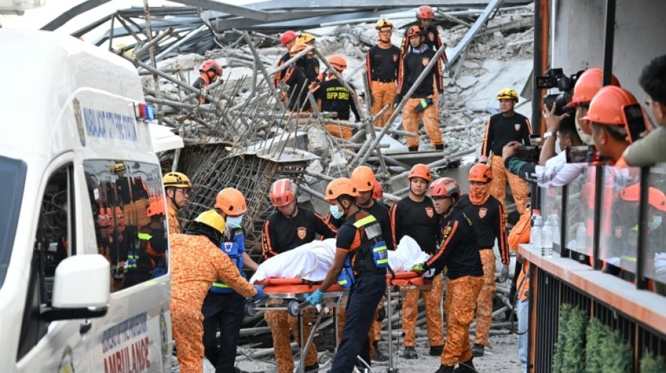  Philippine construction collapse toll hits four, over dozen missing 
