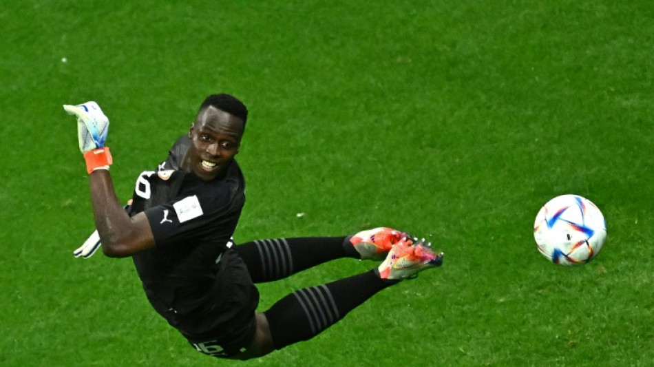  Senegal goalkeeper Mendy retires from international football 