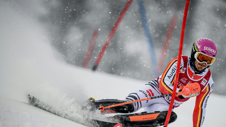 Slalom in Val d'Isere: Straßer patzt erneut