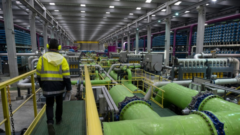  La producci&oacute;n industrial en Espa&ntilde;a baj&oacute; ligeramente en enero 