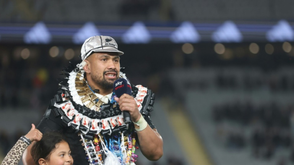  New Zealand's Savea hailed for heroics in his 100th Test 