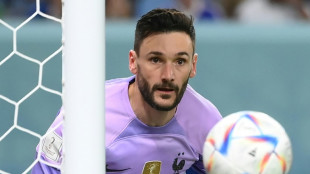 Lloris, el capit&aacute;n que levant&oacute; el Mundial 2018, se retira de los Bleus