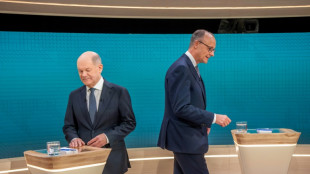 Merz nennt Bedingungen f&uuml;r Koalitionsgespr&auml;che - Scholz h&auml;lt SPD-Sieg f&uuml;r m&ouml;glich