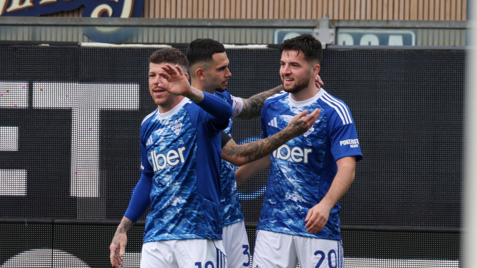  Il Como batte il Pisa ed allunga a +3 sulla Juve al quarto posto 