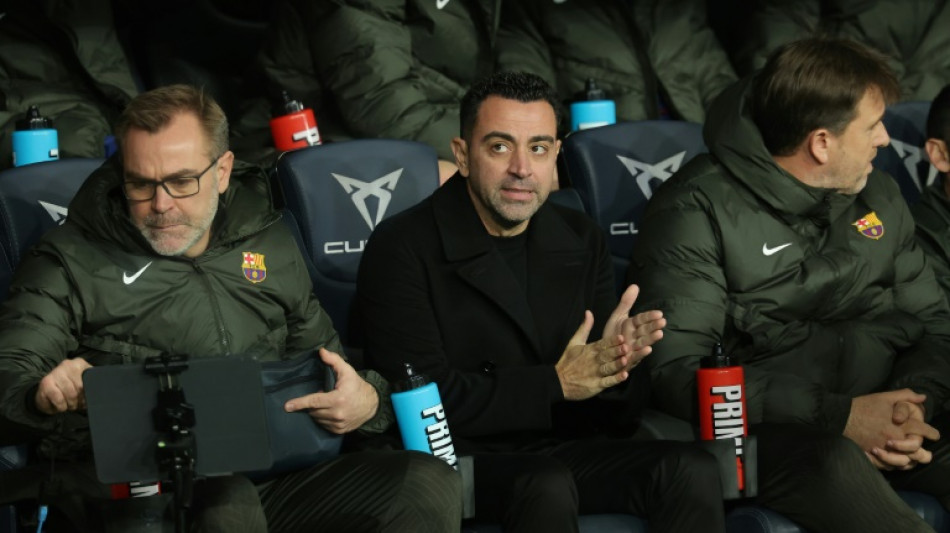 Xavi anuncia sua sa&iacute;da do Barcelona no final da temporada 