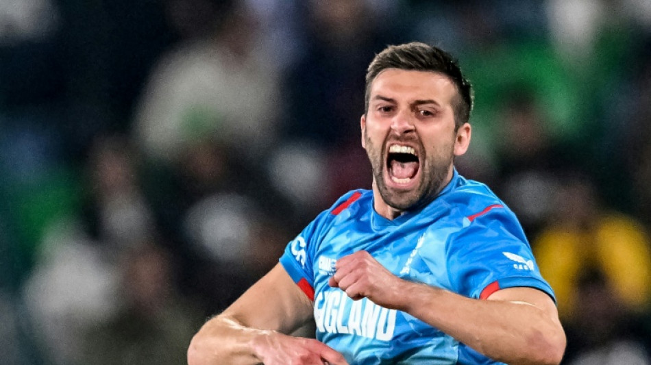 Wood gets all-clear in boost for England 