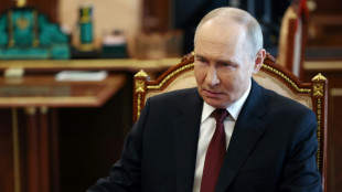 Zelensky afirma que Rússia prossegue com ataques apesar da trégua de Páscoa