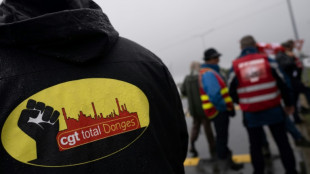 Sigue huelga en Francia de refiner&iacute;as de TotalEnergies generando escasez de combustibles