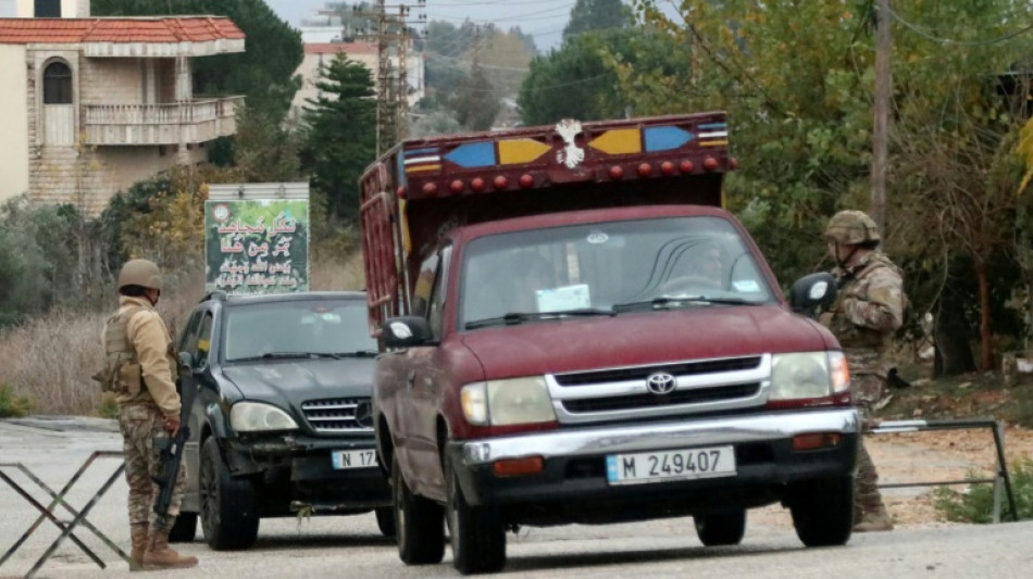 L'arm&eacute;e libanaise d&eacute;ploie troupes et blind&eacute;s dans le sud, apr&egrave;s le cessez-le-feu entre Isra&euml;l et le Hezbollah