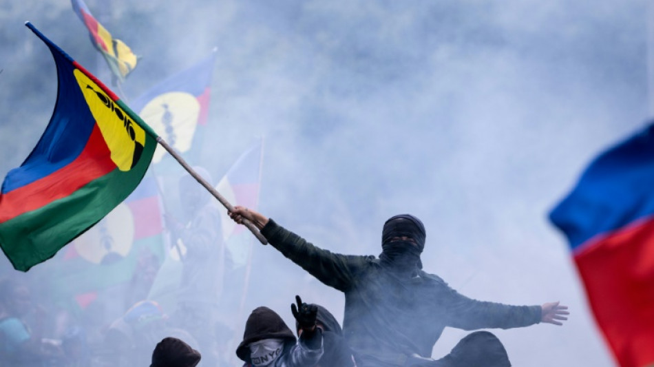 En Nouvelle-Cal&eacute;donie, Larcher et Braun-Pivet plaident pour une "souverainet&eacute; partag&eacute;e" dans la R&eacute;publique