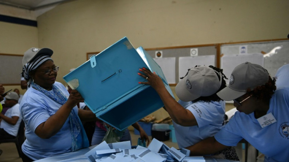 Elections au Botswana: le pr&eacute;sident reconna&icirc;t sa d&eacute;faite