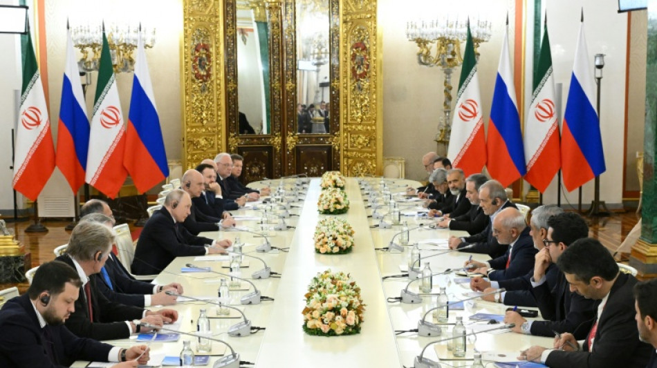  El presidente iran&iacute; afirma ante Putin que Oriente Medio puede prescindir de Estados Unidos 
