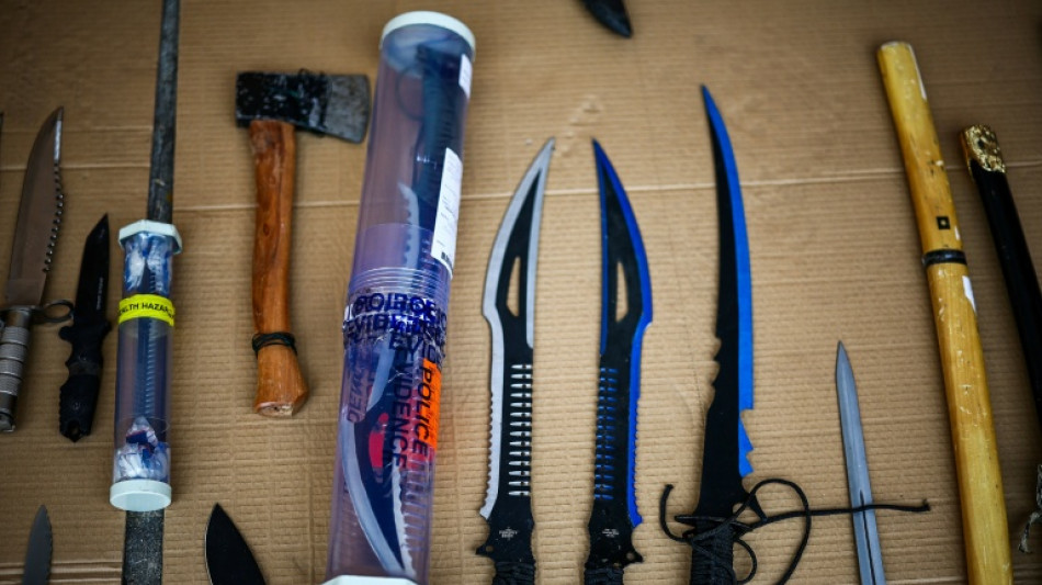  UK police set up national hub to cut illegal knife sales 