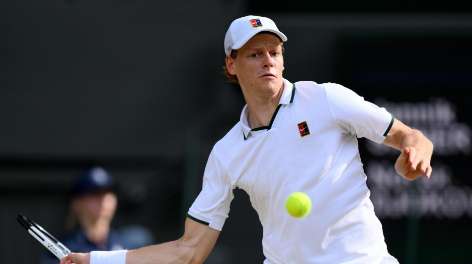  Wimbledon: Djokovic battuto, Sinner torna in finale e trova Zverev 
