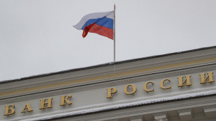 Banca centrale Russia lascia i tassi invariati al 16%