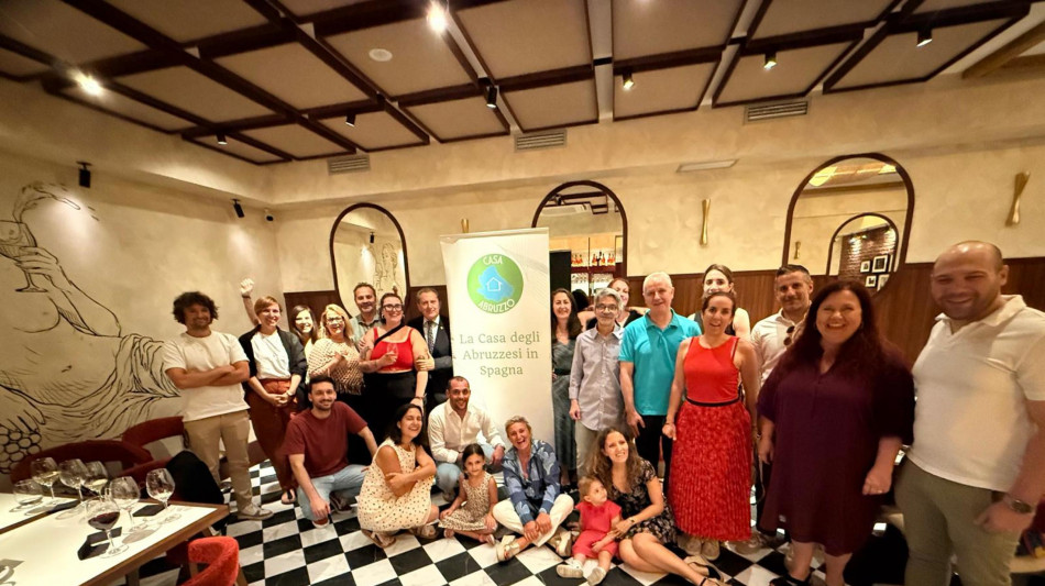  Casa Abruzzo traccia bilancio e rilancia il patto di comunit&agrave; a Madrid 
