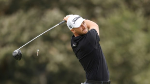 Clark seizes early second-round lead at US Open