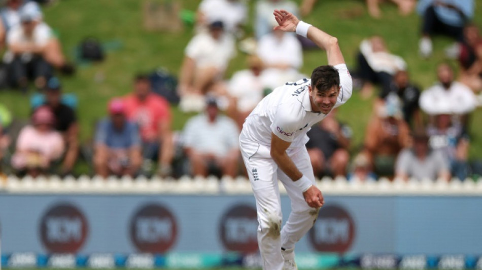 Anderson, Robinson expected to be fit for England's Ashes bid