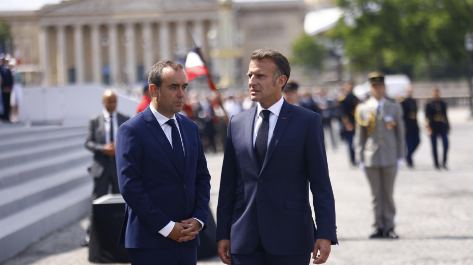Nasce il governo Lecornu, Macron nomina 18 ministri