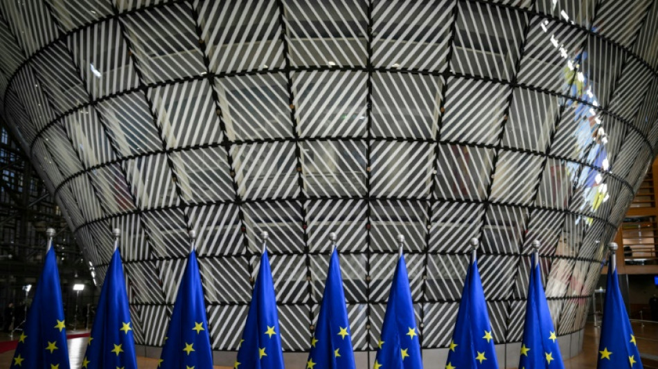  EU seeks 'face-saving' deal on UN climate target 