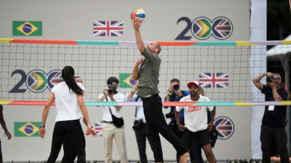 Prinz William spielt f&uuml;rs Klima in Rio Fu&szlig;ball und Volleyball
