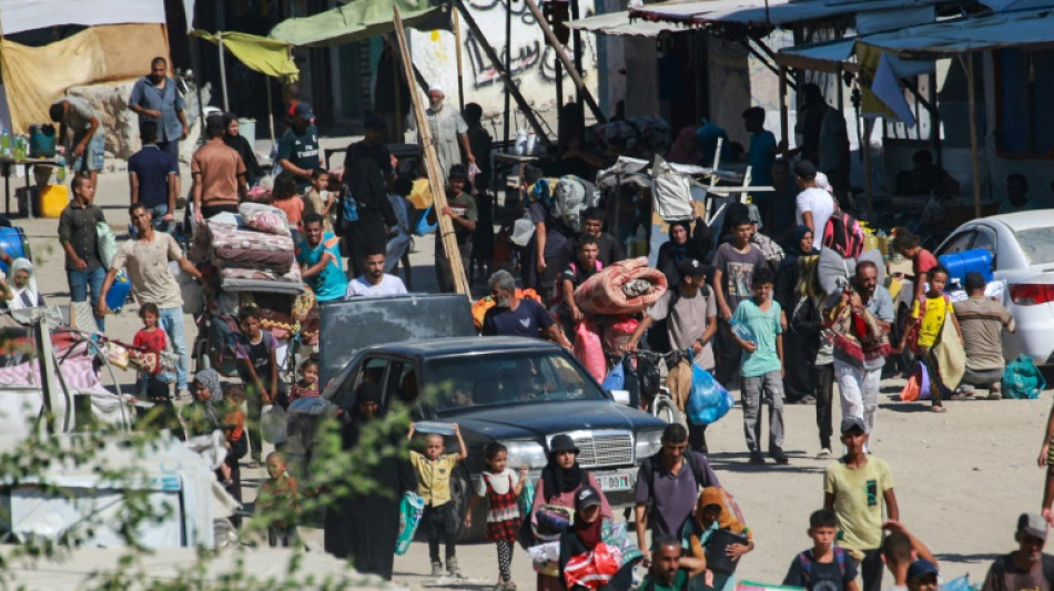 Des centaines de Palestiniens fuient dans le sud de Gaza avant une nouvelle campagne isra&eacute;lienne
