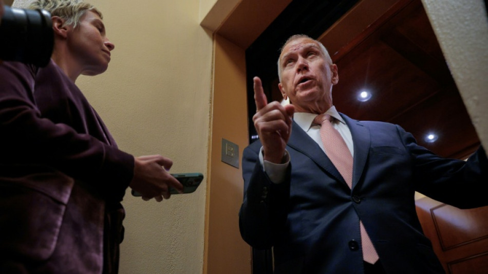 EUA perto de novo 'shutdown' em meio a cr&iacute;ticas de democratas por mortes em Minneapolis