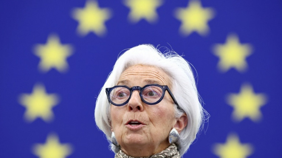  BCE et Bundesbank plaident pour une politique mon&eacute;taire prudente malgr&eacute; l'incertitude 