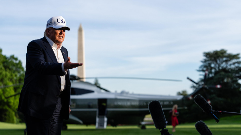 Trump, 'se l'Iran non fa un accordo passer&agrave; momenti molto brutti'