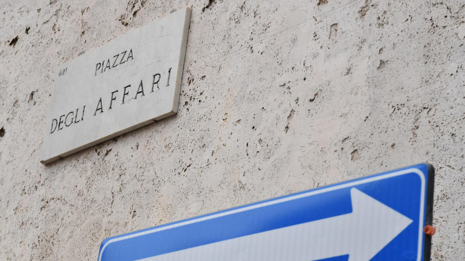 Borsa: Europa in rialzo, Milano +0,24% frenata dalle banche