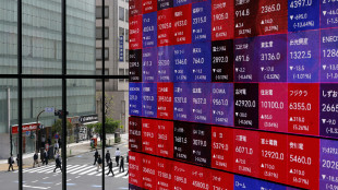 Borsa: Asia contrastata, listini freddi su colloqui Trump-Xi
