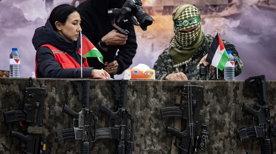 Hamas, togliere l'elettricit&agrave; a Gaza un 'inaccettabile ricatto'