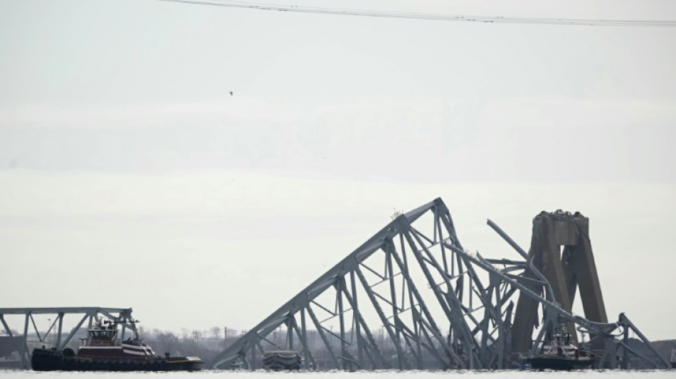 Riesige Autobahnbr&uuml;cke in Baltimore von Schiff gerammt und eingest&uuml;rzt