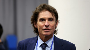 Propos sur les "rafles": cibl&eacute; par des tweets "abjects", Arno Klarsfeld porte plainte pour "incitation &agrave; la haine"