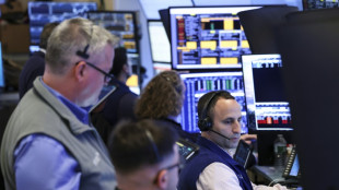 Wall Street ouvre sans grand entrain, attend la Fed