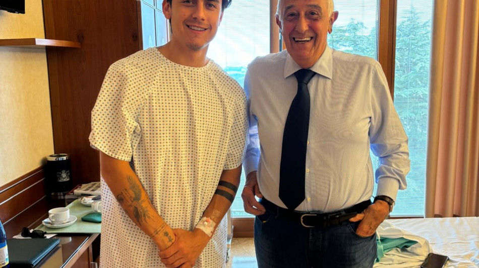 Calcio: lesione del menisco esterno per Dybala, stop di 45 giorni