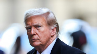 Trump 'n&atilde;o daria nem dez centavos' ao M&eacute;xico para crise migrat&oacute;ria
