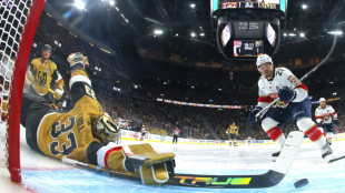 Golden Knights beat Panthers 5-2 in Stanley Cup final game one