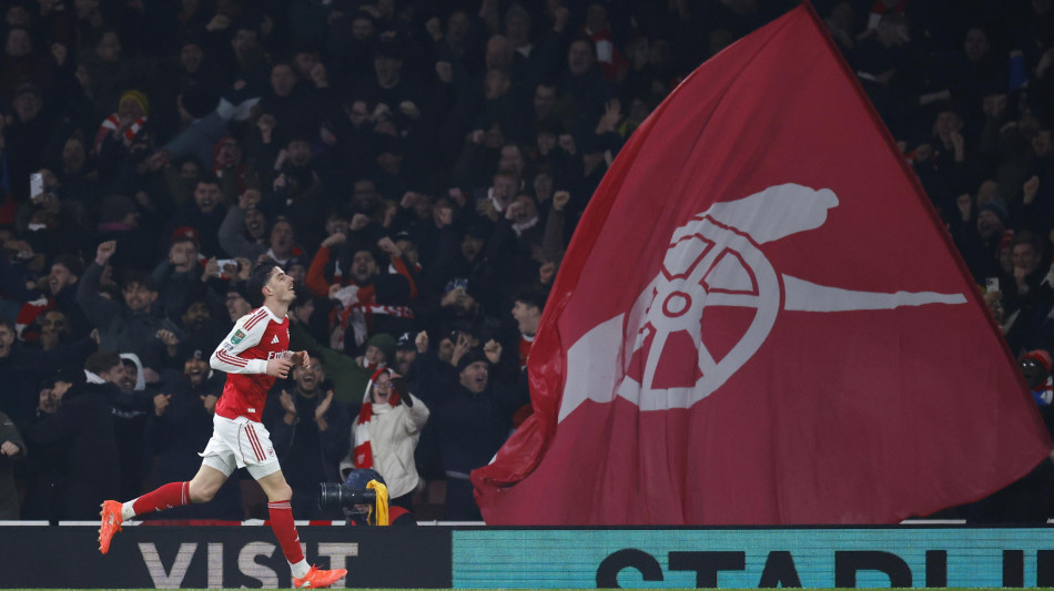  Calcio: Inghilterra, l'Arsenal batte il Chelsea e va in finale di Coppa di Lega 