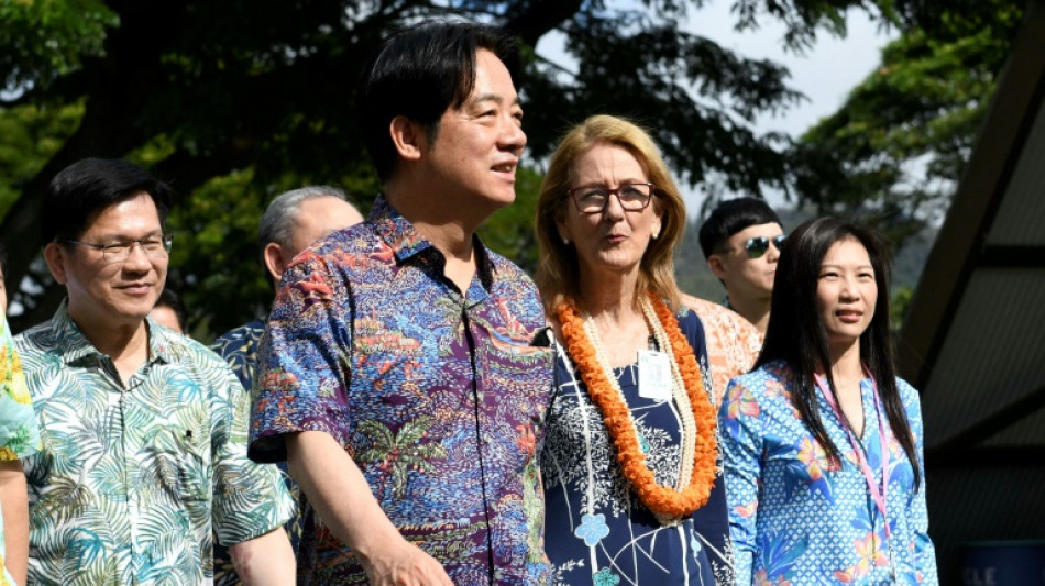 A Hawa&iuml;, tapis rouge et fleurs pour le pr&eacute;sident ta&iuml;wanais en tourn&eacute;e dans le Pacifique