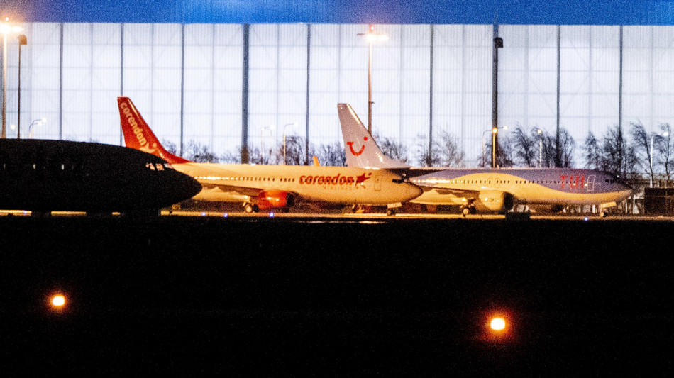 Aggressione ad alta quota, aereo svedese atterra in emergenza