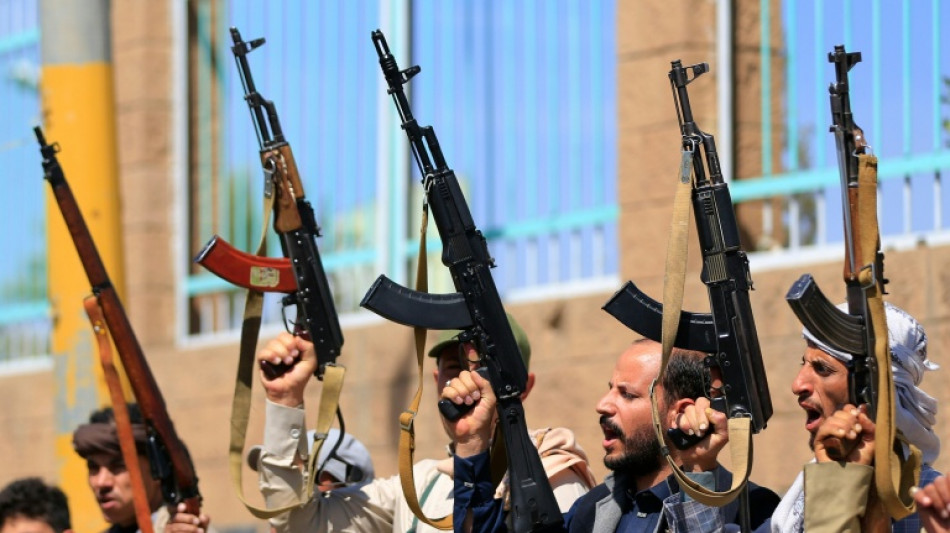  Saudi Arabia says three dead at airports after Houthis claim attacks 